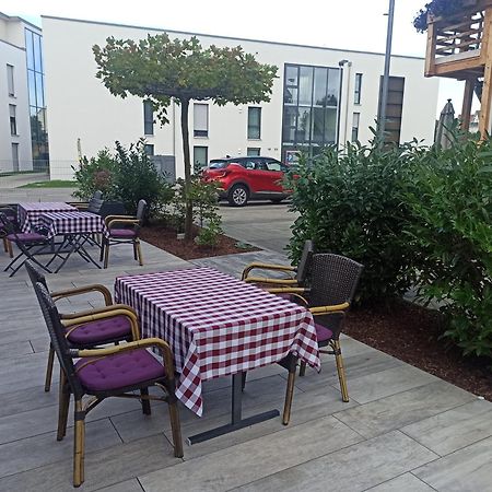 Hotel Gaestehaus Stock Zimmer Sahnehaeuble Friedrichshafen Exterior foto