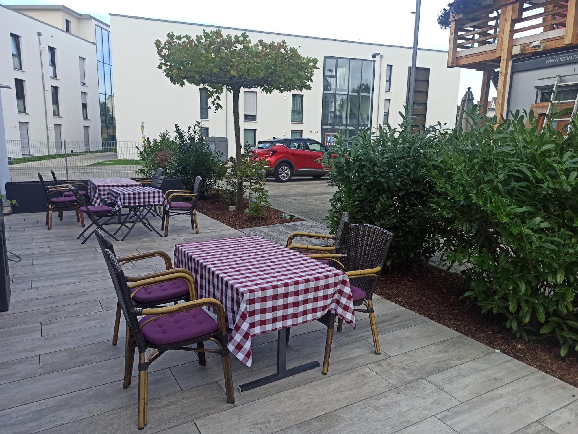 Hotel Gaestehaus Stock Zimmer Sahnehaeuble Friedrichshafen Exterior foto